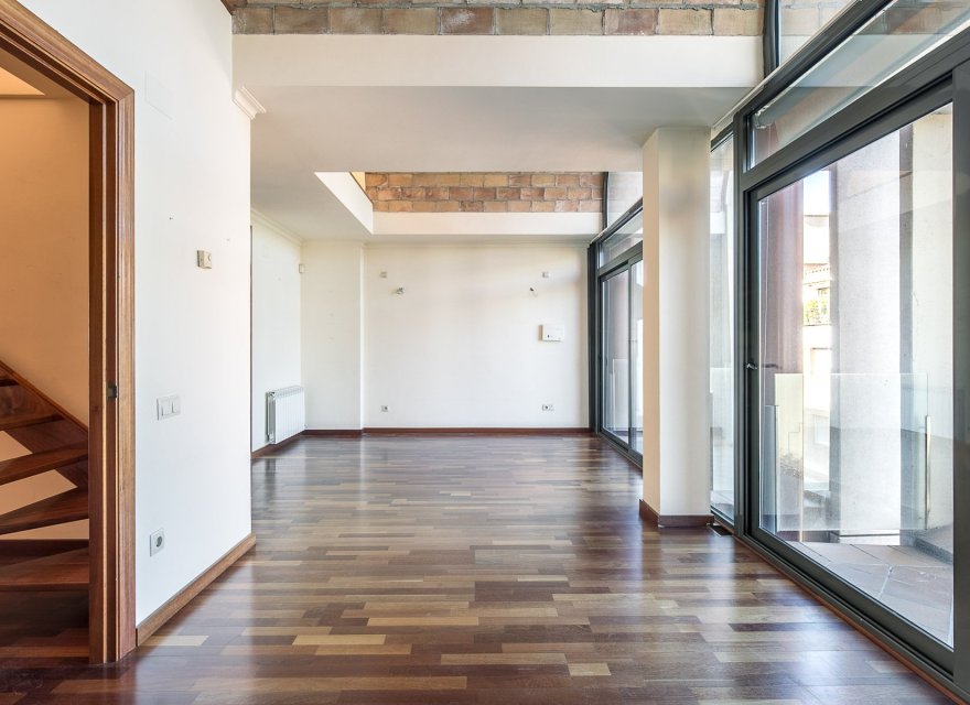 Resale - Apartment - Sant Cugat