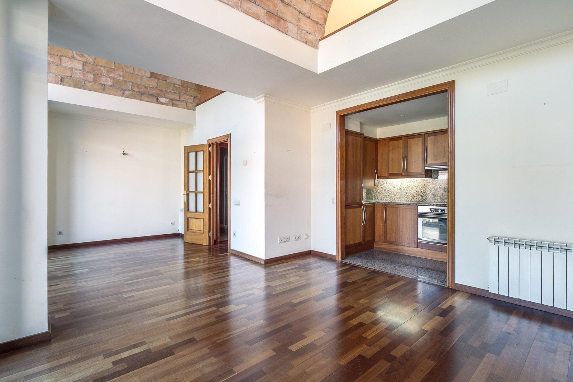 Resale - Apartment - Sant Cugat