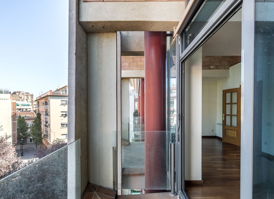 Resale - Apartment - Sant Cugat