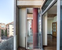 Resale - Apartment - Sant Cugat