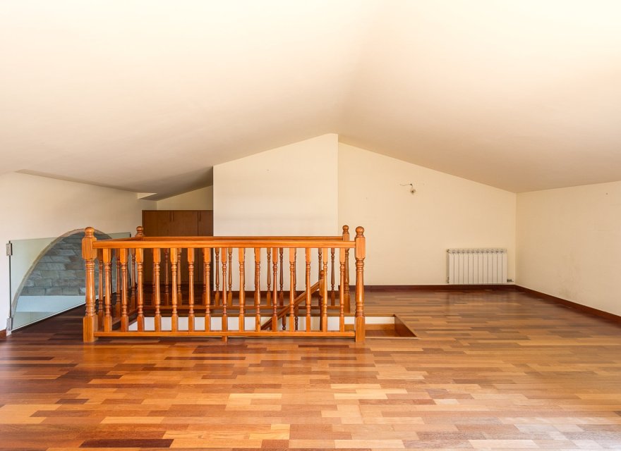 Resale - Apartment - Sant Cugat