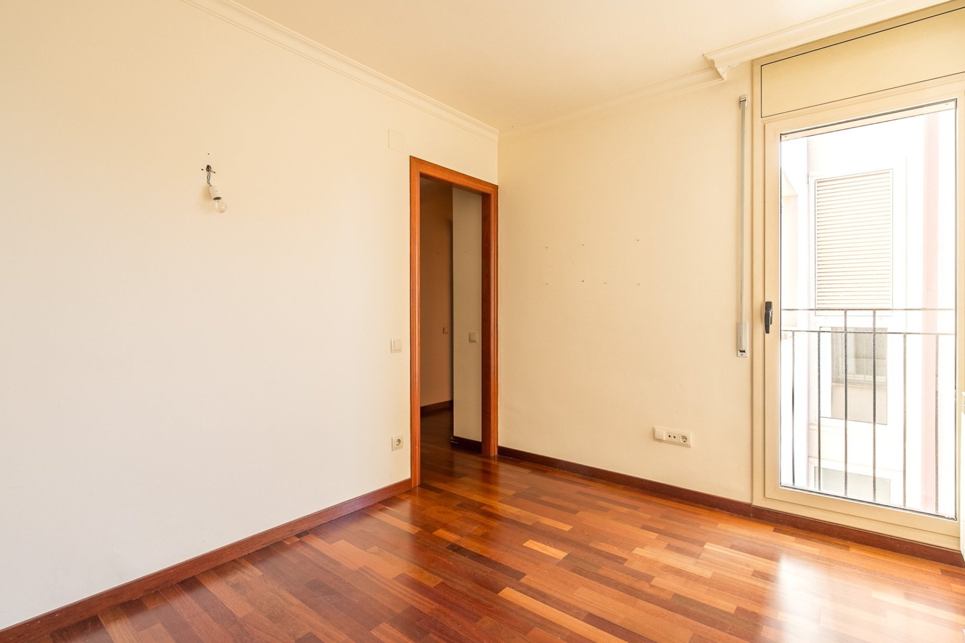 Resale - Apartment - Sant Cugat