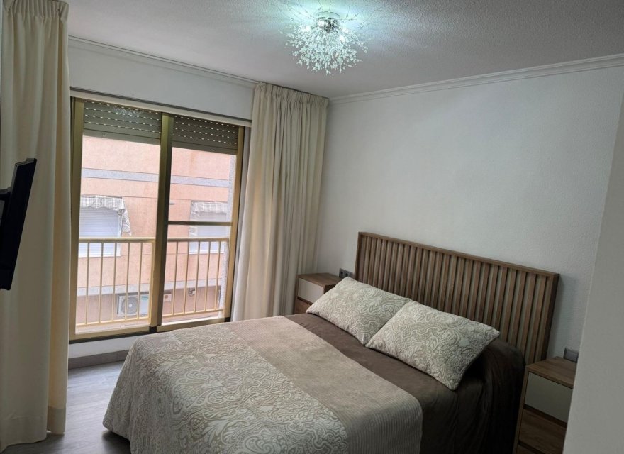 Resale - Apartment - Santa Pola - Centro