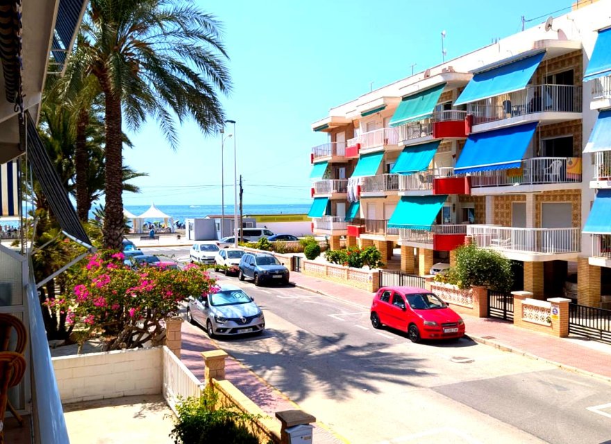 Resale - Apartment - Santa Pola - Gran Playa