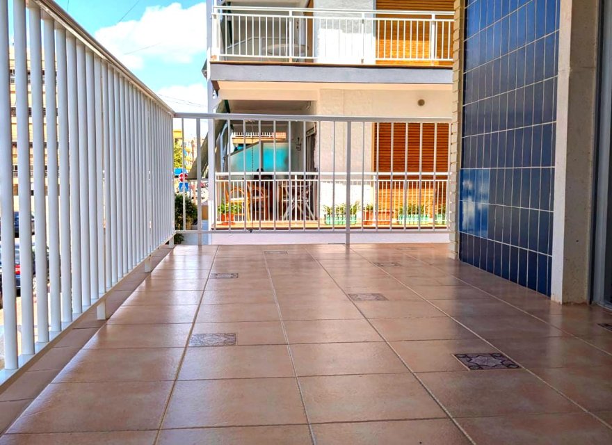 Resale - Apartment - Santa Pola - Gran Playa