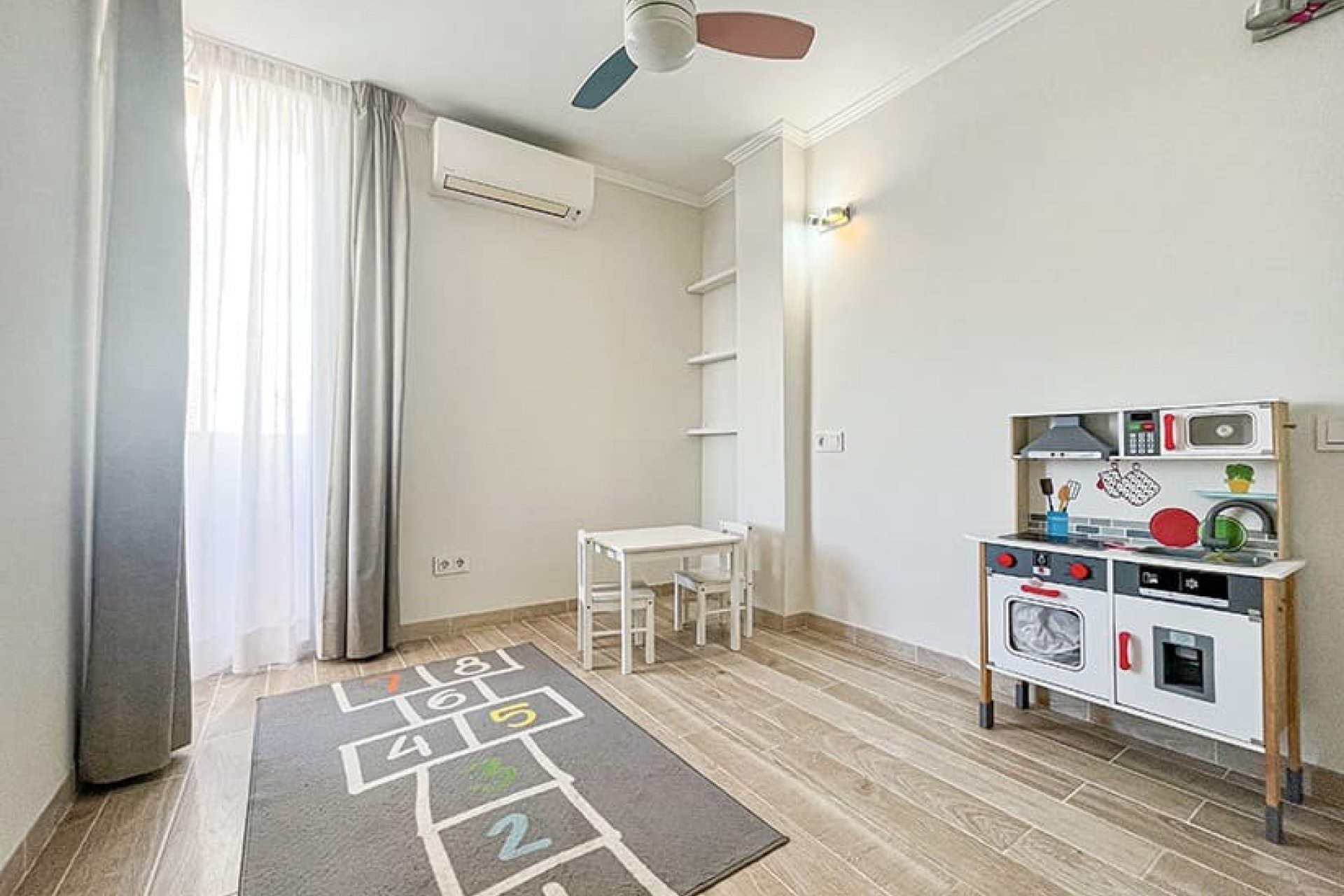 Resale - Apartment - Santa Ponsa