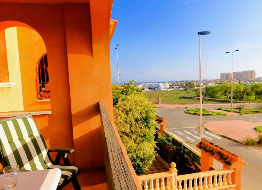 Resale - Apartment - Torrevieja - Aguas Nuevas