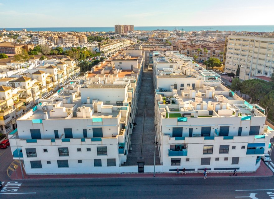 Resale - Apartment - Torrevieja - C/ Maestro Francisco Casanovas - Edf. Cibeles III