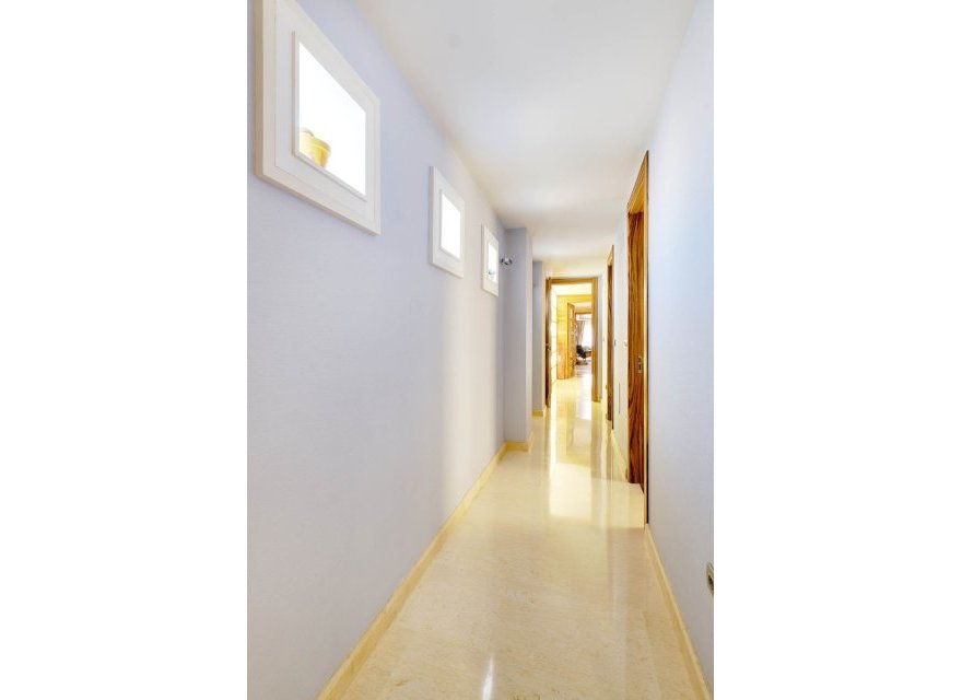 Resale - Apartment - Torrevieja - Center