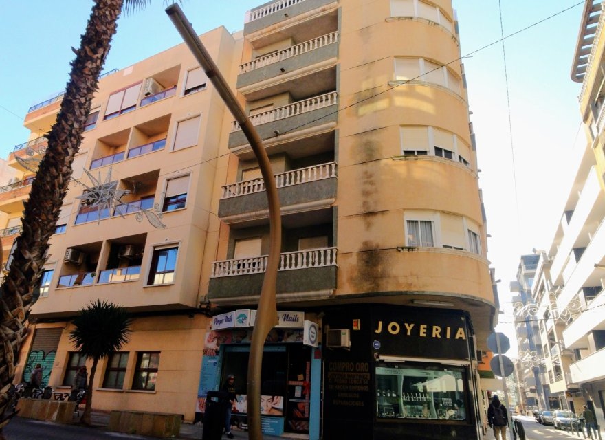 Resale - Apartment - Torrevieja - Center