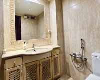 Resale - Apartment - Torrevieja - Centro - Muelle Pesquero