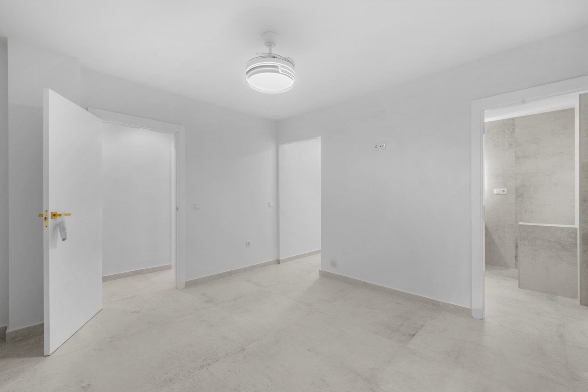 Resale - Apartment - Torrevieja - El Acequión - Los Náufragos