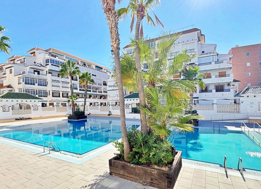 Resale - Apartment - Torrevieja - La Mata