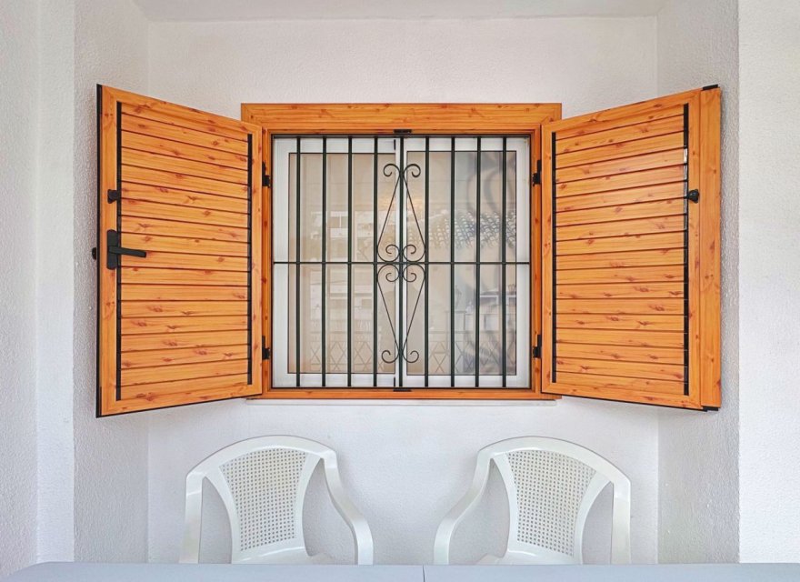 Resale - Apartment - Torrevieja - La Mata