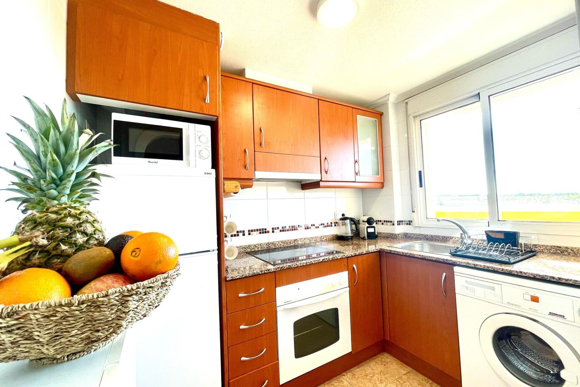 Resale - Apartment - Torrevieja - La Mata