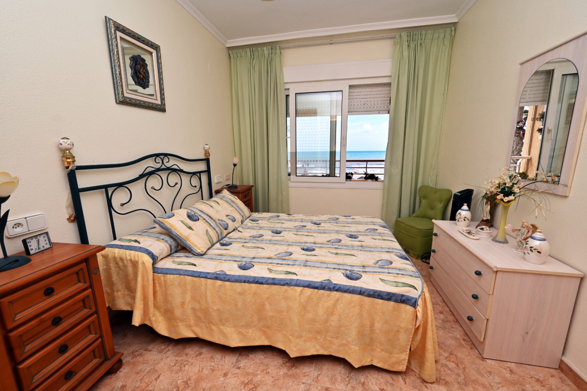 Resale - Apartment - Torrevieja - La Mata