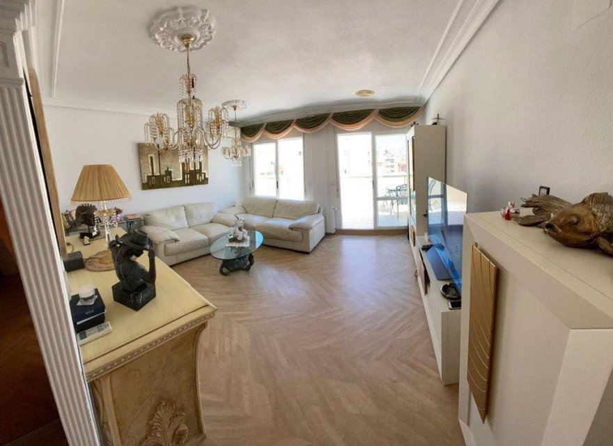 Resale - Apartment - Torrevieja - La Mata