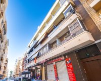 Resale - Apartment - Torrevieja - Las Piscinas Naturales