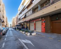 Resale - Apartment - Torrevieja - Las Piscinas Naturales