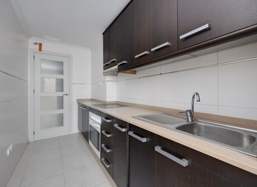 Resale - Apartment - Torrevieja - Las Piscinas Naturales