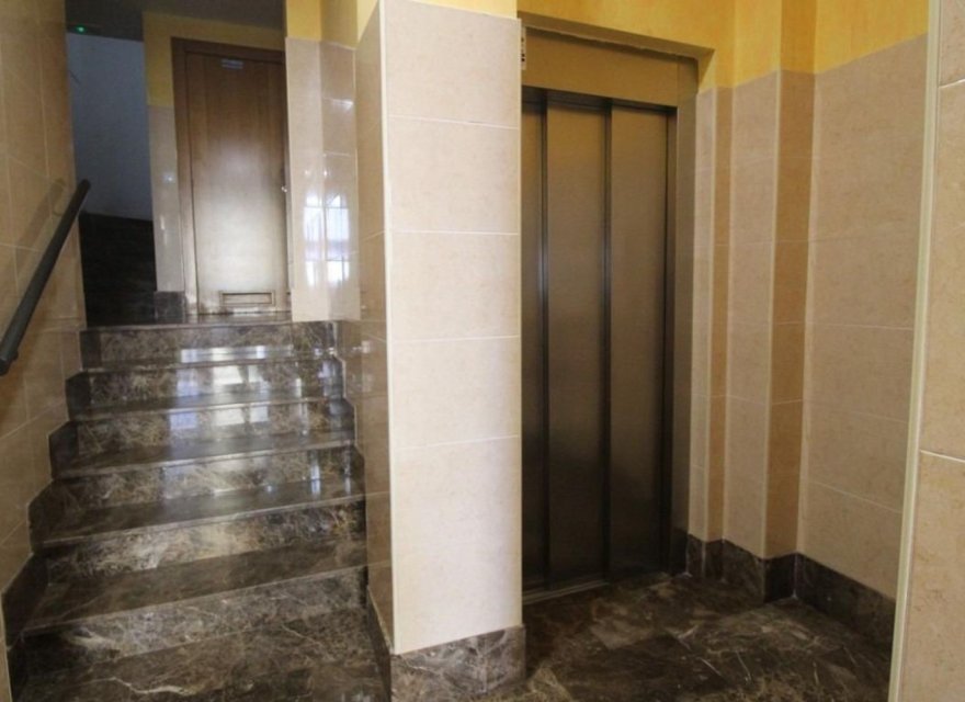 Resale - Apartment - Torrevieja - Parque de las Naciones