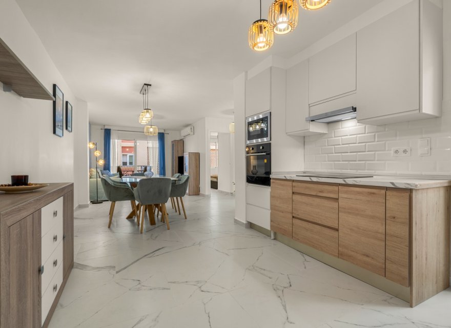 Resale - Apartment - Torrevieja - Playa de El Cura