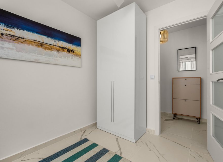 Resale - Apartment - Torrevieja - Playa de El Cura