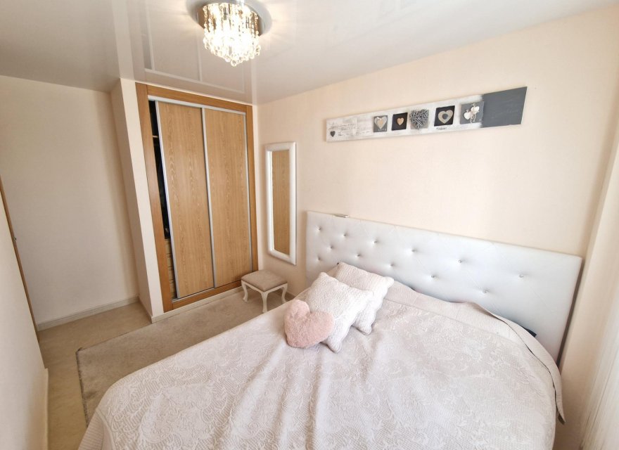 Resale - Apartment - Torrevieja - Playa de los Locos