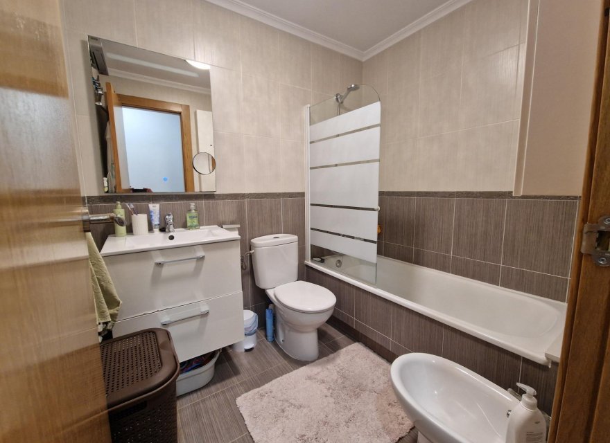 Resale - Apartment - Torrevieja - Playa de los Locos