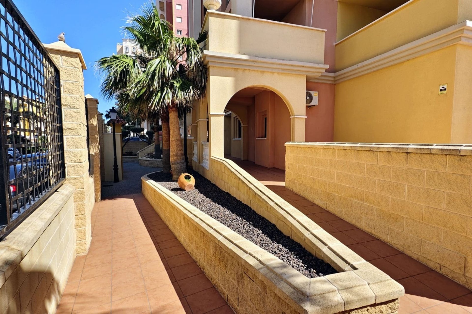 Resale - Apartment - Torrevieja - Playa de los Locos