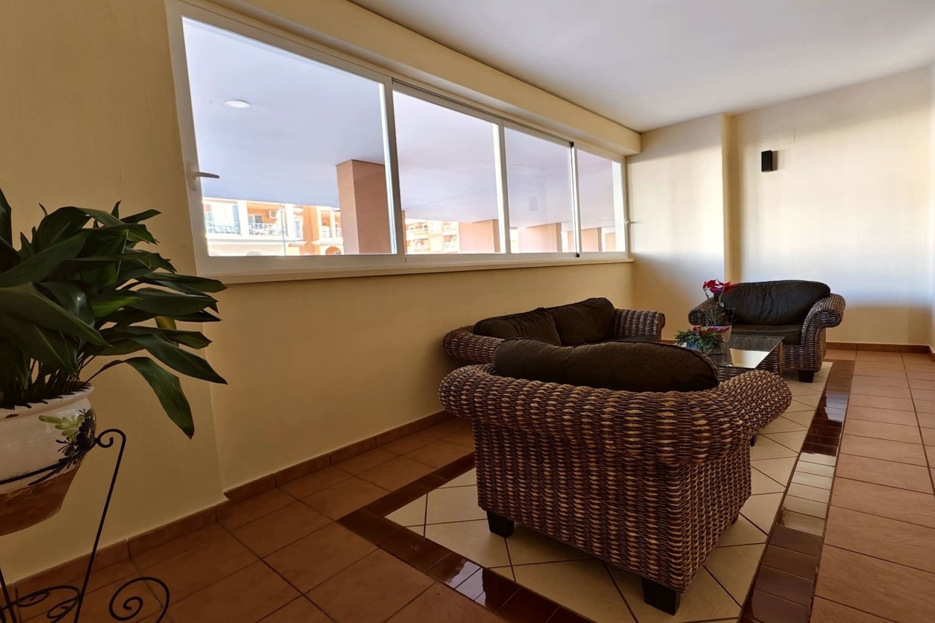 Resale - Apartment - Torrevieja - Playa de los Locos
