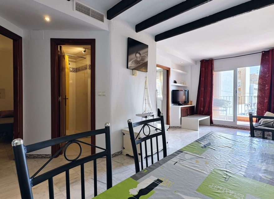 Resale - Apartment - Torrevieja - Playa de los Locos