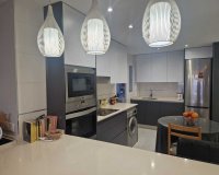 Resale - Apartment - Torrevieja - Playa del Acequión