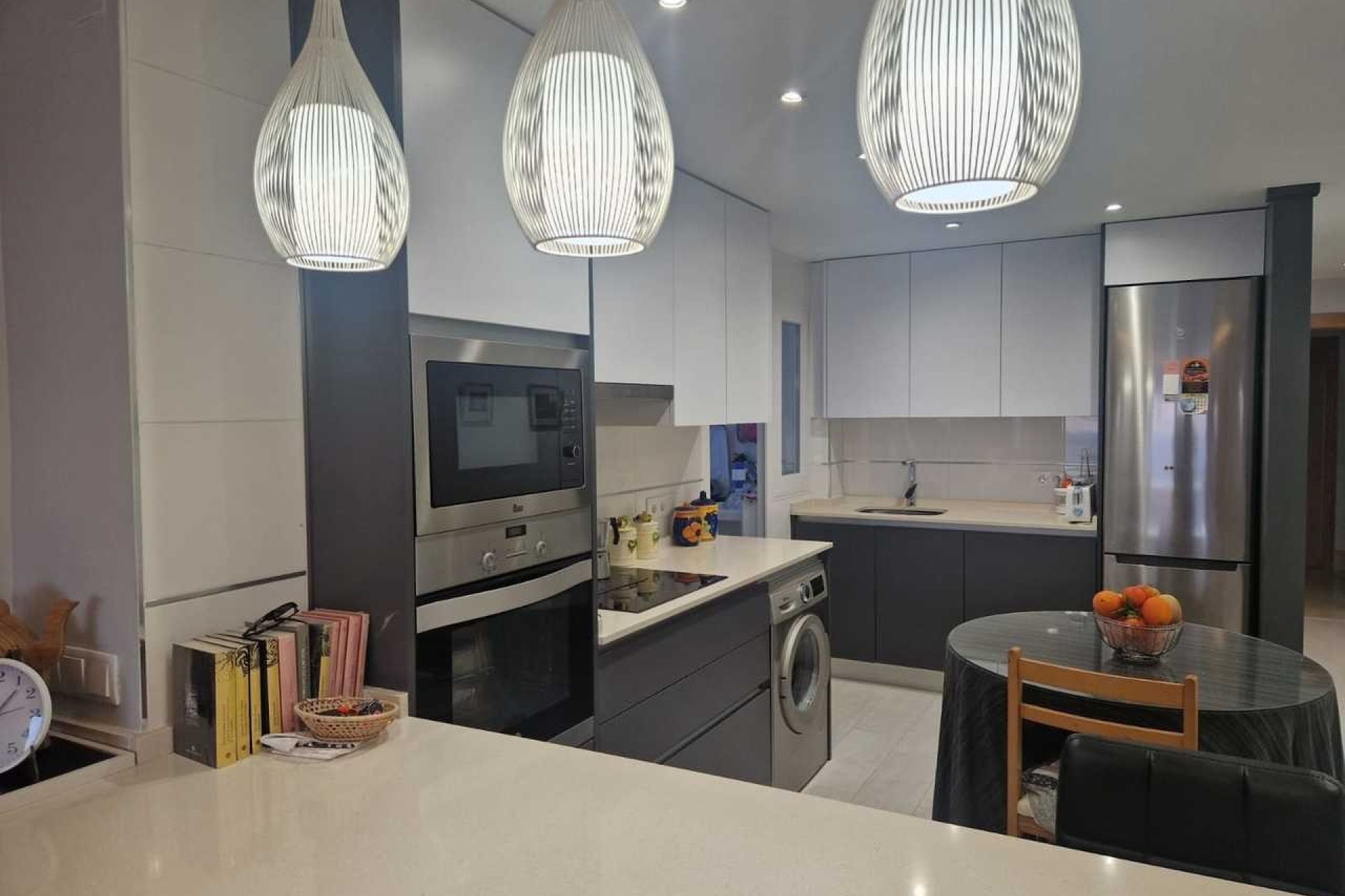 Resale - Apartment - Torrevieja - Playa del Acequión