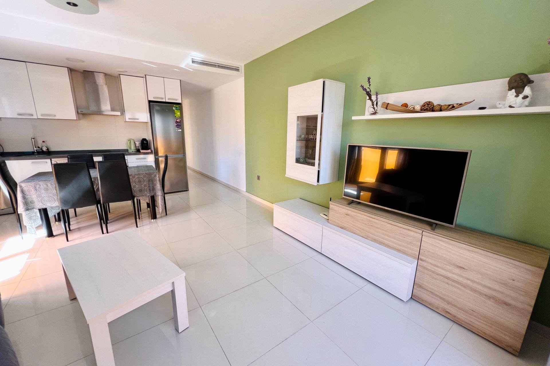 Resale - Apartment - Torrevieja - Playa del Cura