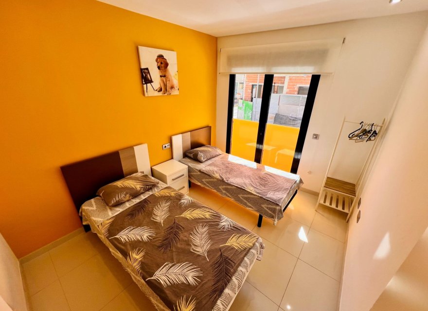 Resale - Apartment - Torrevieja - Playa del Cura