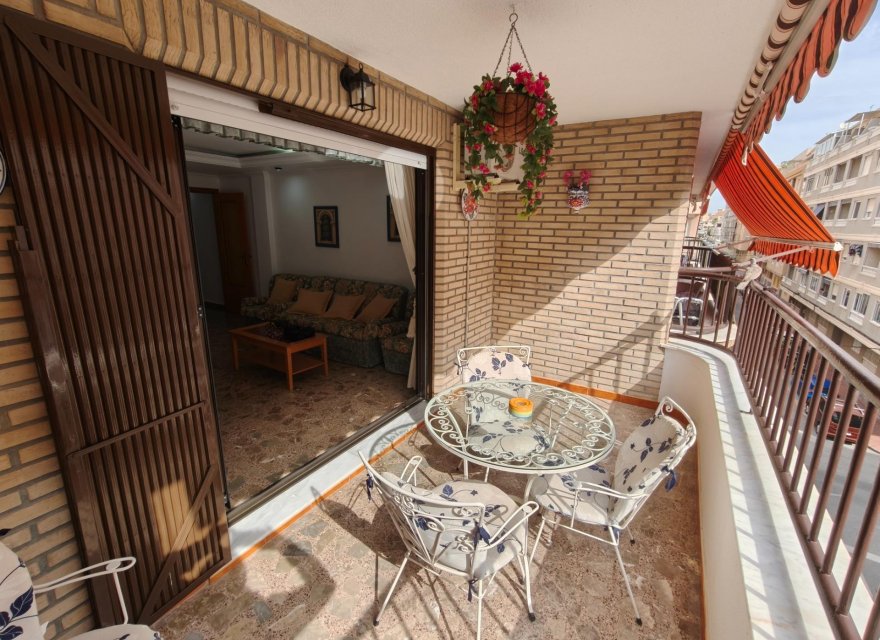 Resale - Apartment - Torrevieja - Playa del Cura
