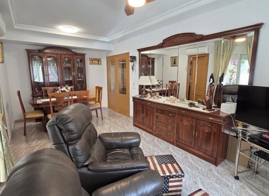 Resale - Apartment - Torrevieja - Playa del Cura