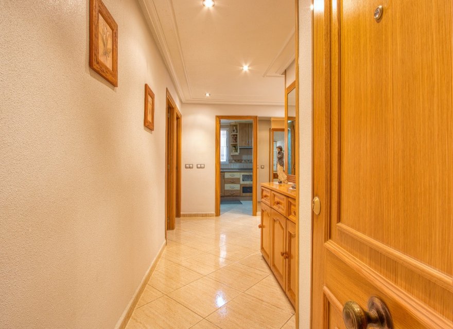 Resale - Apartment - Torrevieja - Playa del Cura