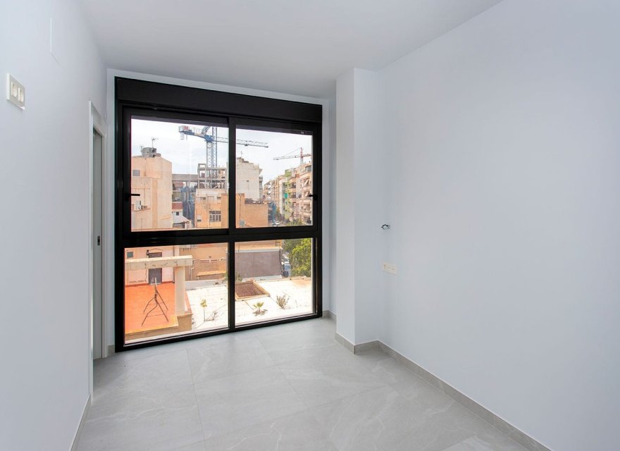 Resale - Apartment - Torrevieja - Playa del Cura