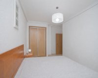 Resale - Apartment - Torrevieja - Puerto Deportivo