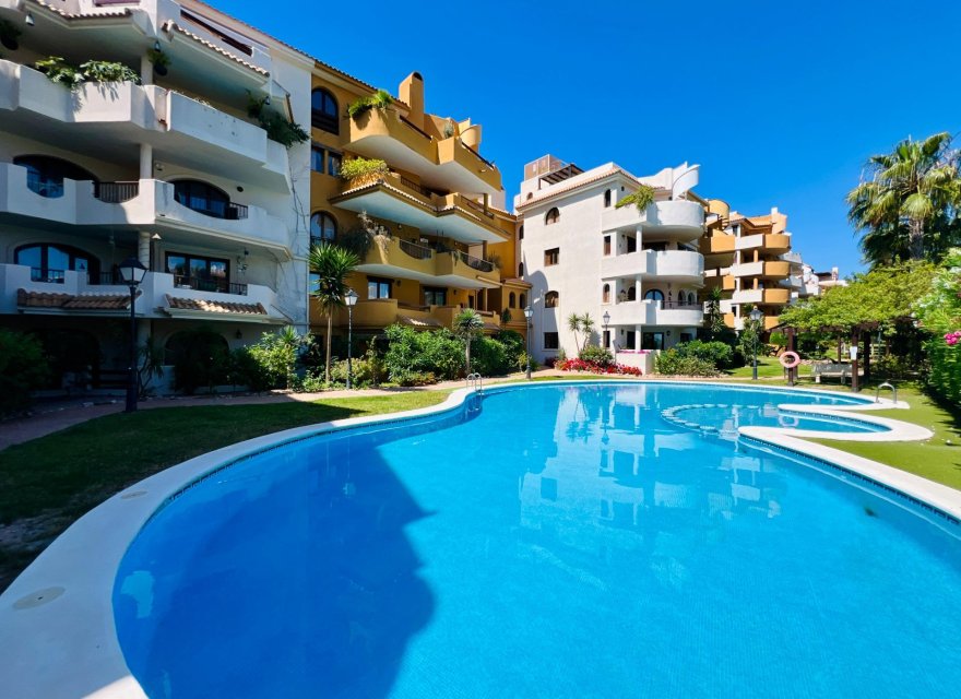 Resale - Apartment - Torrevieja - Punta Prima