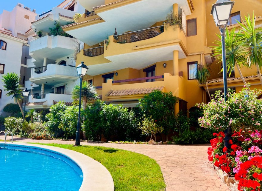 Resale - Apartment - Torrevieja - Punta Prima