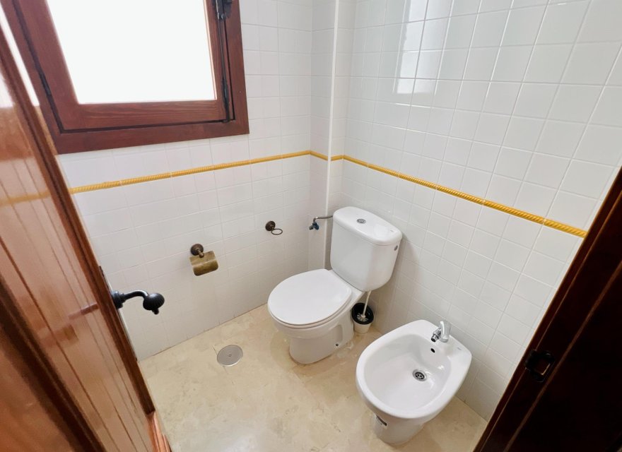Resale - Apartment - Torrevieja - Punta Prima