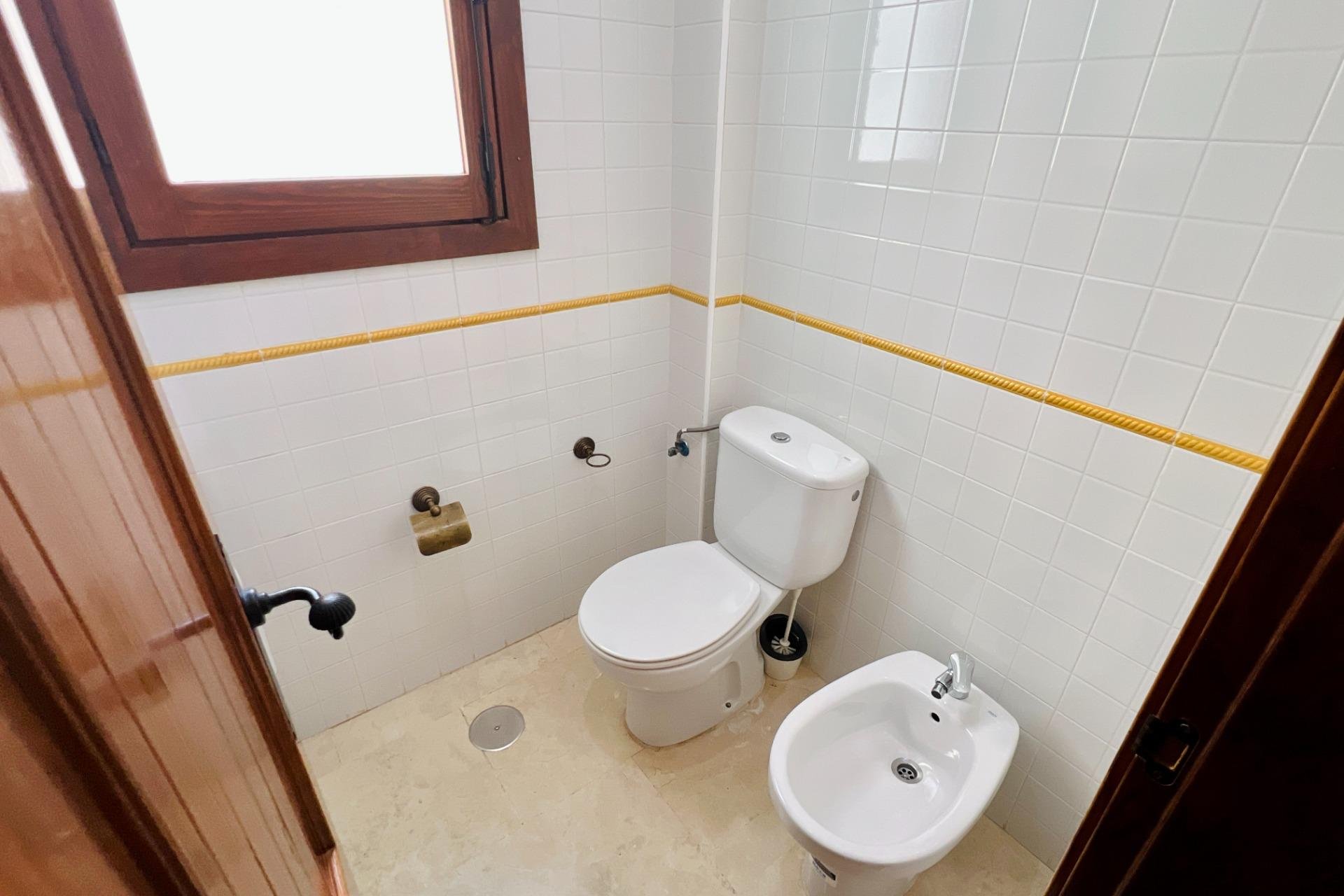 Resale - Apartment - Torrevieja - Punta Prima