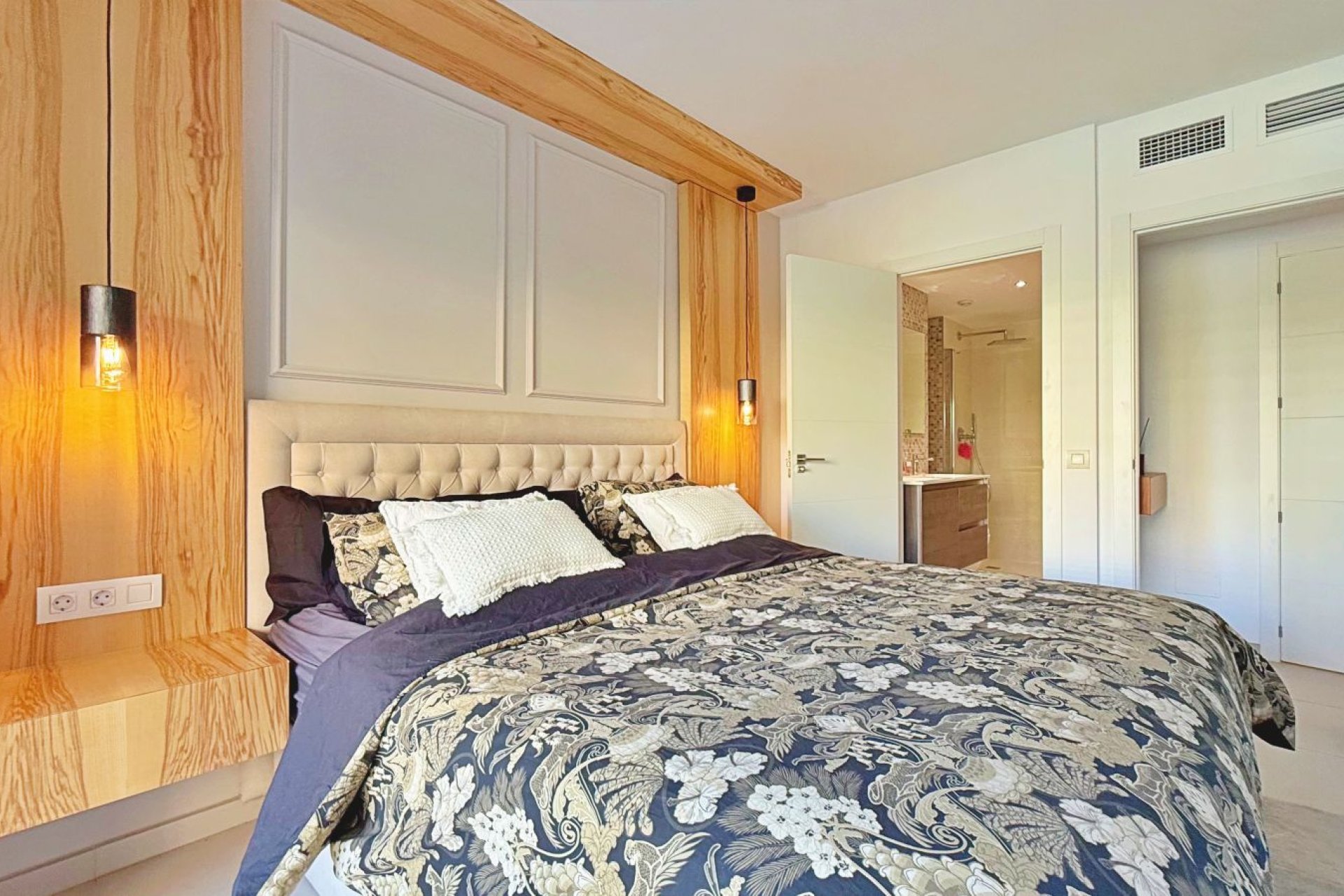 Resale - Apartment - Torrevieja - Punta Prima