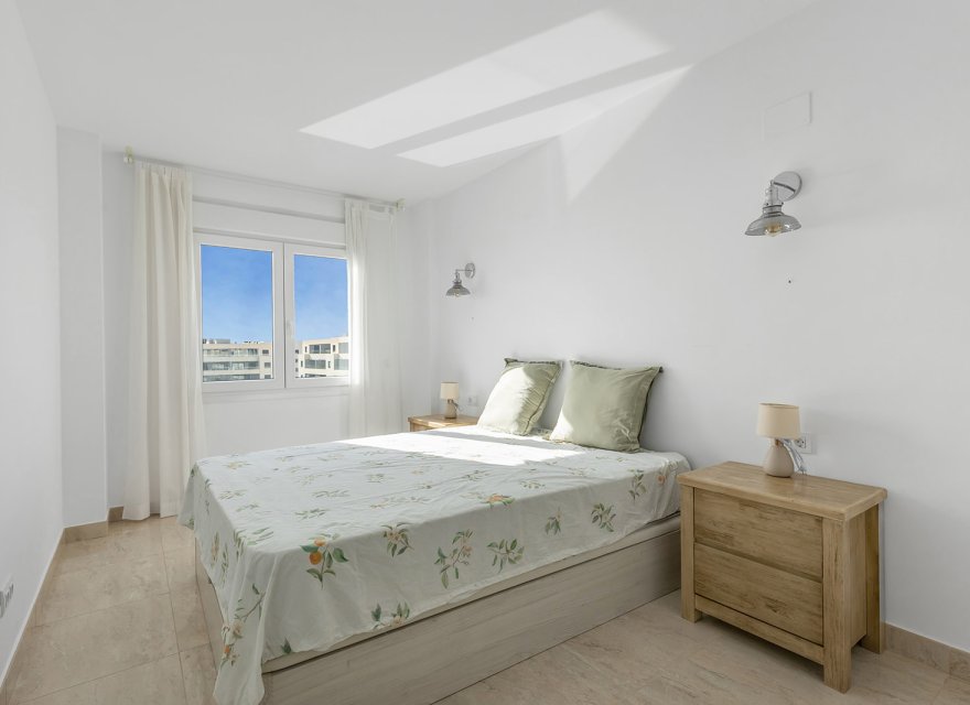 Resale - Apartment - Torrevieja - Punta Prima