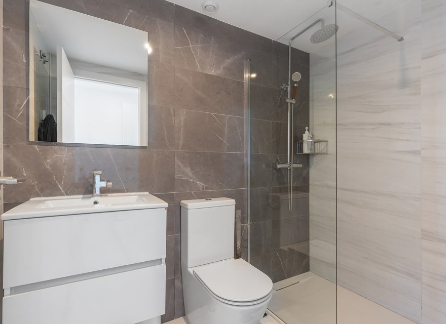 Resale - Apartment - Torrevieja - Punta Prima