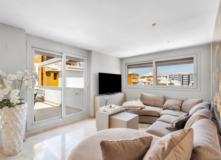 Resale - Apartment - Torrevieja - Punta Prima