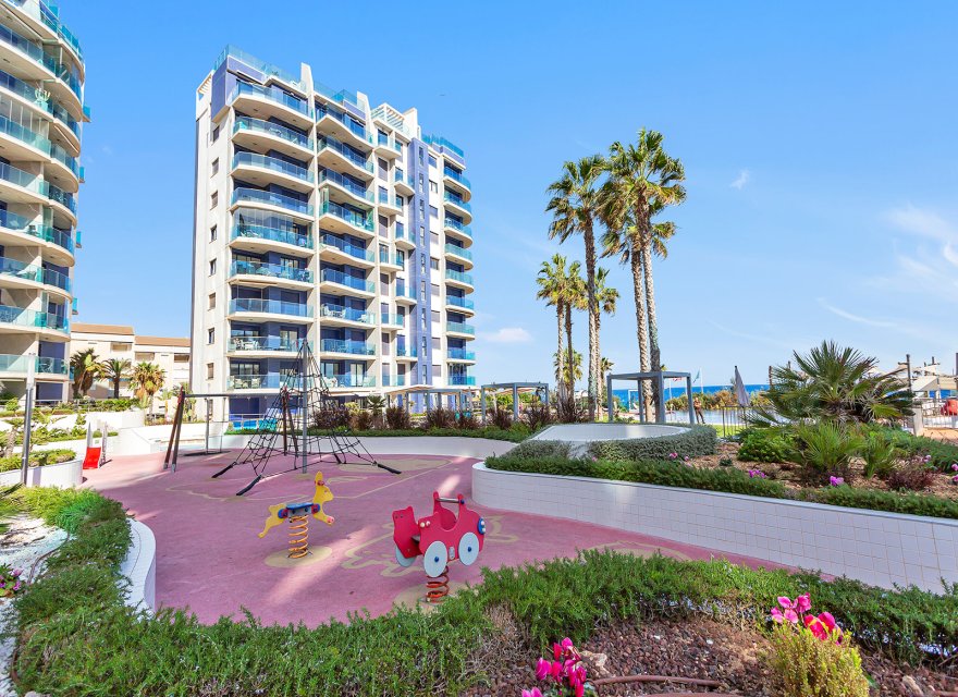 Resale - Apartment - Torrevieja - Punta Prima